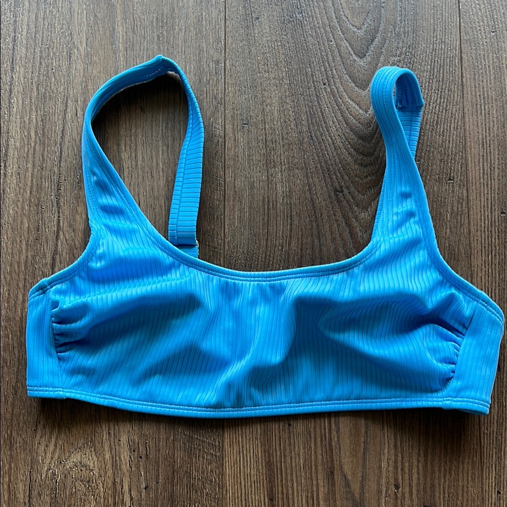 🌸Closet Clean Out🌸Ribbed Bikini Top